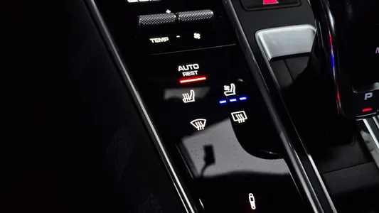 Porsche (971) 2.9 AWD E- 2021 14