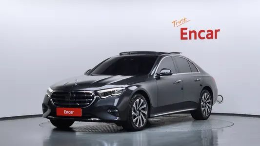 Mercedes-Benz E-Class W214 E300 4MATIC 2024