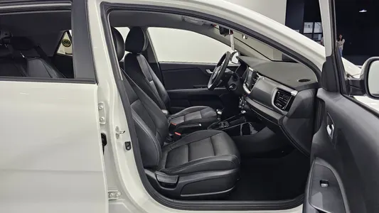 Kia Stonic 1.4 2019 11