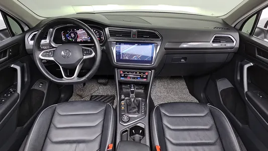Volkswagen 2 2.0 TDI 4 2023 6