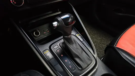 Kia 카렌스 2.0 LPI 2016 9
