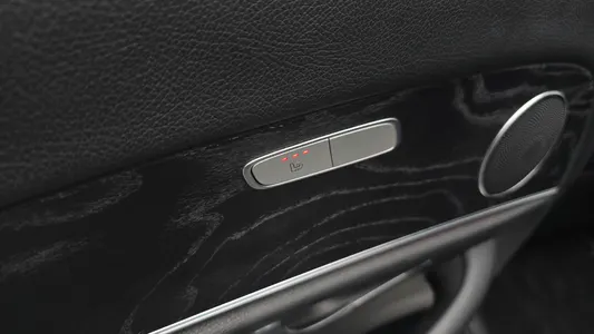 Mercedes-Benz E-Class W213 E300 4MATIC 2017 30