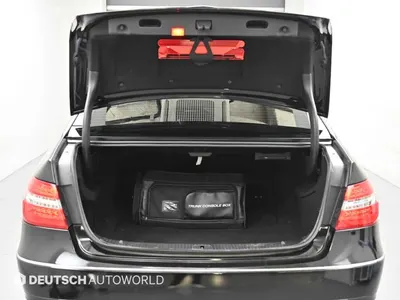 Mercedes-Benz E-Class W212 E300 2011 19