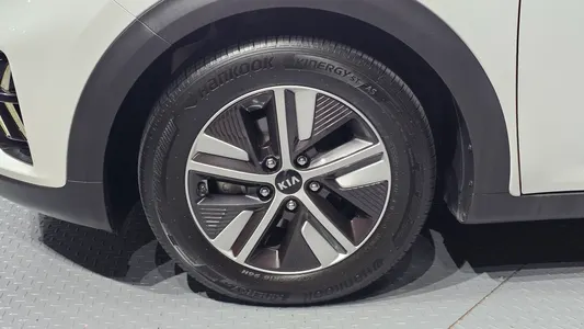 Kia 니로 1.6 HEV 2019 5