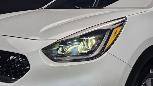 Kia 니로 1.6 HEV 2019 22