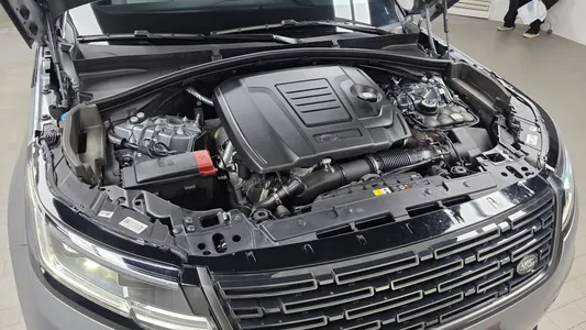 Land Rover 레인지로버 벨라 2.0 P250 SE 2025 5