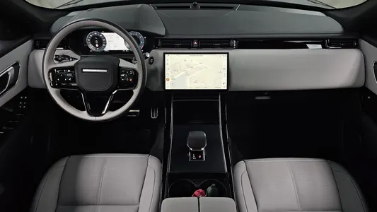 Land Rover 레인지로버 벨라 2.0 P250 SE 2025 6