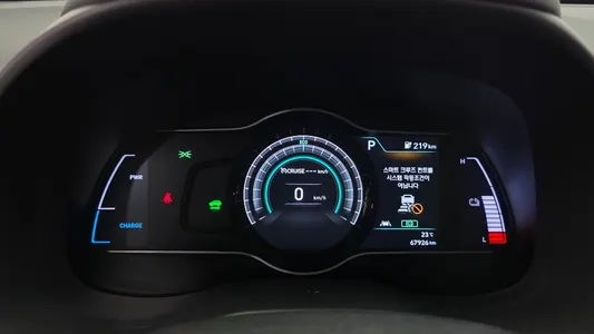 Hyundai 코나 일렉트릭 2018 8