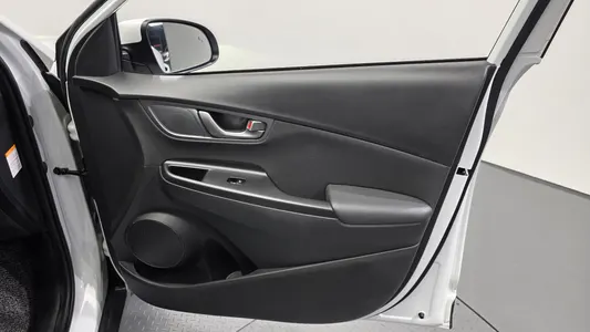 Hyundai 코나 일렉트릭 2018 24