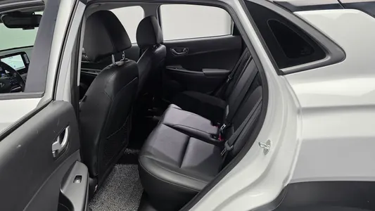 Hyundai 코나 일렉트릭 2018 26