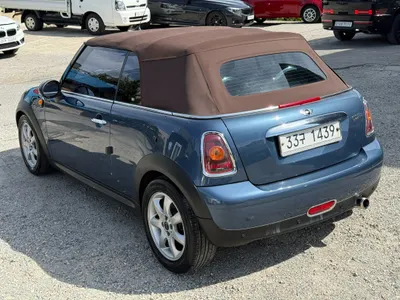 MINI Convertible 2009 4