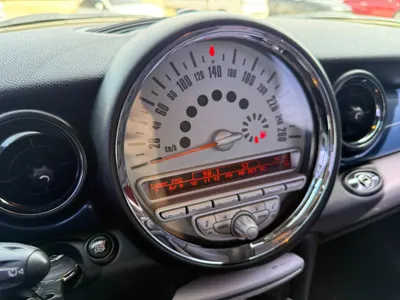 MINI Convertible 2009 12