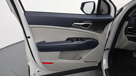 Kia 5 2WD 2024 25