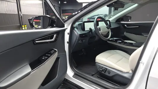 Kia EV6 2023 10