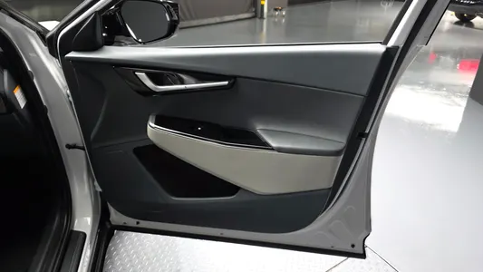 Kia EV6 2023 24