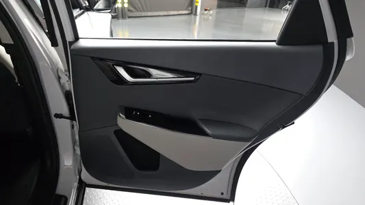 Kia EV6 2023 25