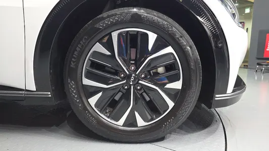 Kia EV6 2023 21