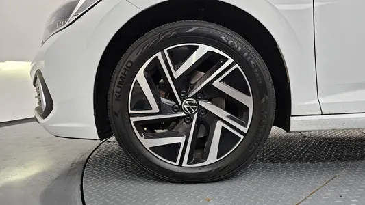 Volkswagen 7 1.5 TSI 2023 5