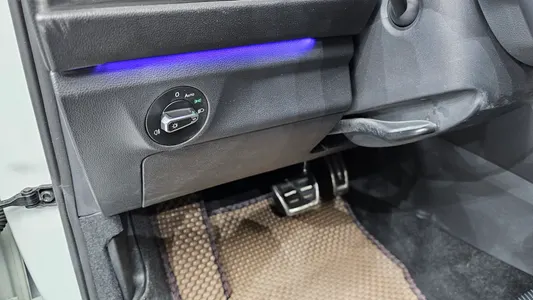 Volkswagen 7 1.5 TSI 2023 19