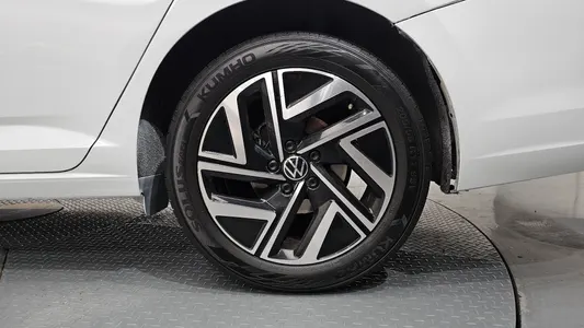 Volkswagen 7 1.5 TSI 2023 21