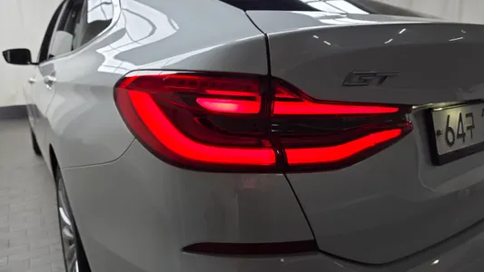 BMW 6 Series GT (G32) 620d 2019 23