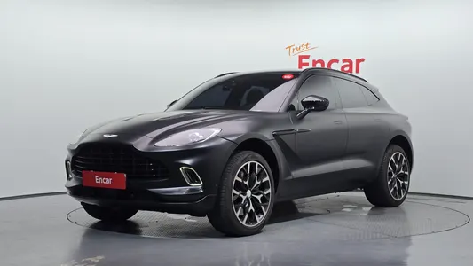 Aston Martin DBX 4.0 V8 2021
