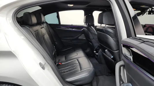 BMW 5 Series (G30) 530i M 2022 11