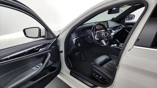 BMW 5 Series (G30) 530i M 2022 10