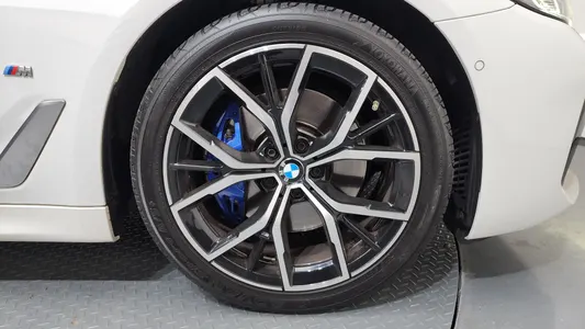 BMW 5 Series (G30) 530i M 2022 21