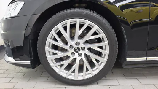 Audi A8 (D5) 55 TFSI LWB 2021 5
