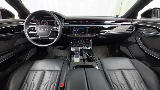 Audi A8 (D5) 55 TFSI LWB 2021 7