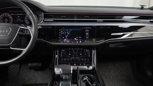 Audi A8 (D5) 55 TFSI LWB 2021 14