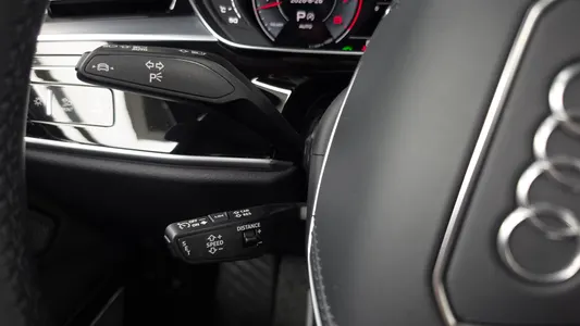 Audi A8 (D5) 55 TFSI LWB 2021 27