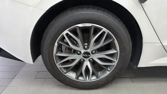 Kia K5 3 2.0 2022 5