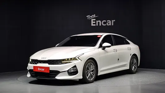 Kia K5 3 2.0 2022