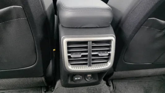 Kia K5 3 2.0 2022 19