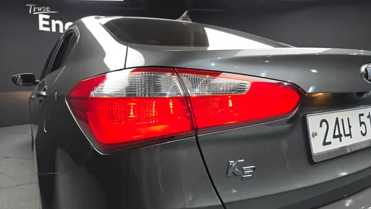 Kia K3 2012 23
