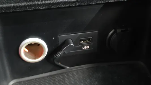Kia K3 2012 28