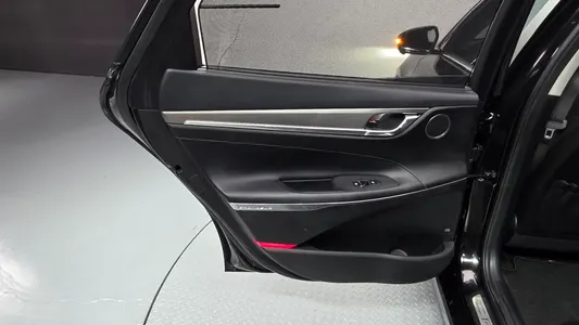 Hyundai IG 2022 25