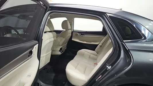 Hyundai IG 2.5 2022 12