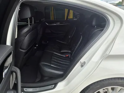BMW 5 Series (G30) 530i 2020 16