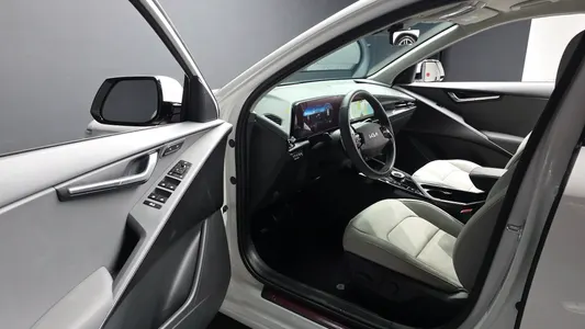 Kia 디 니로 2025 10