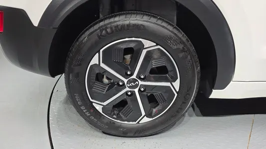 Kia 디 니로 2025 21