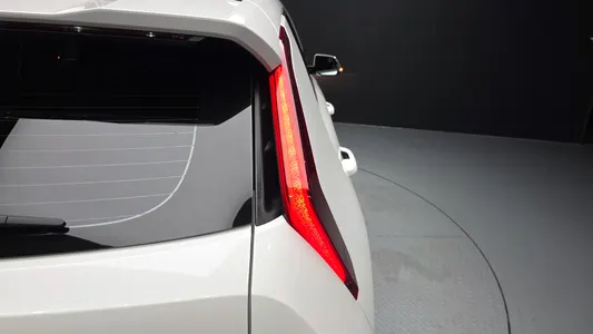 Kia 디 니로 2025 23