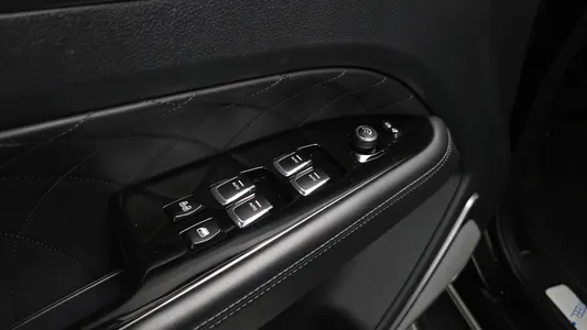 KG Mobility 렉스턴 아레나 2.2 4WD 2023 38