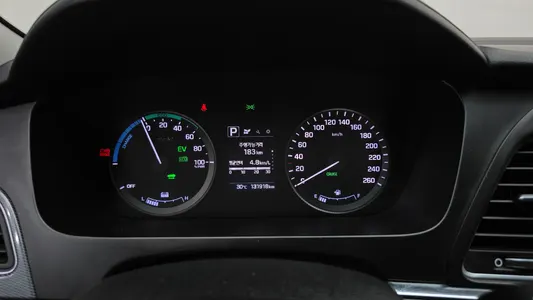 Hyundai LF 2.0 HEV 2015 8