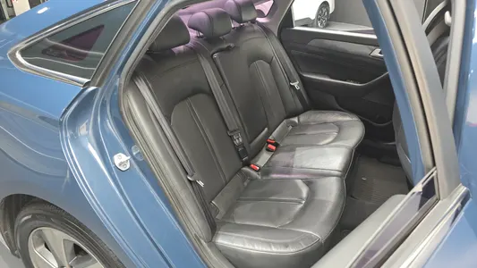 Hyundai LF 2.0 HEV 2015 12