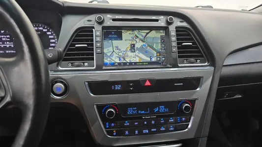 Hyundai LF 2.0 HEV 2015 14