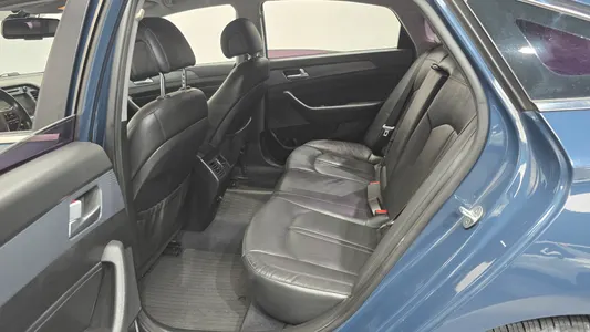 Hyundai LF 2.0 HEV 2015 26