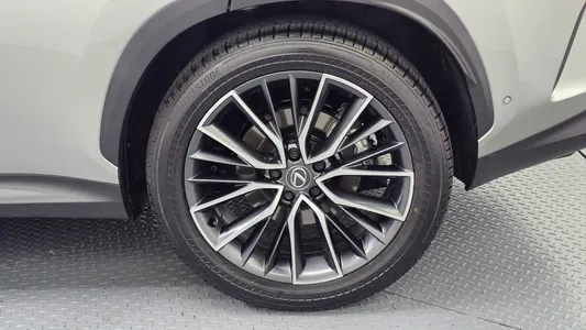 Lexus NX350h 2 2025 21
